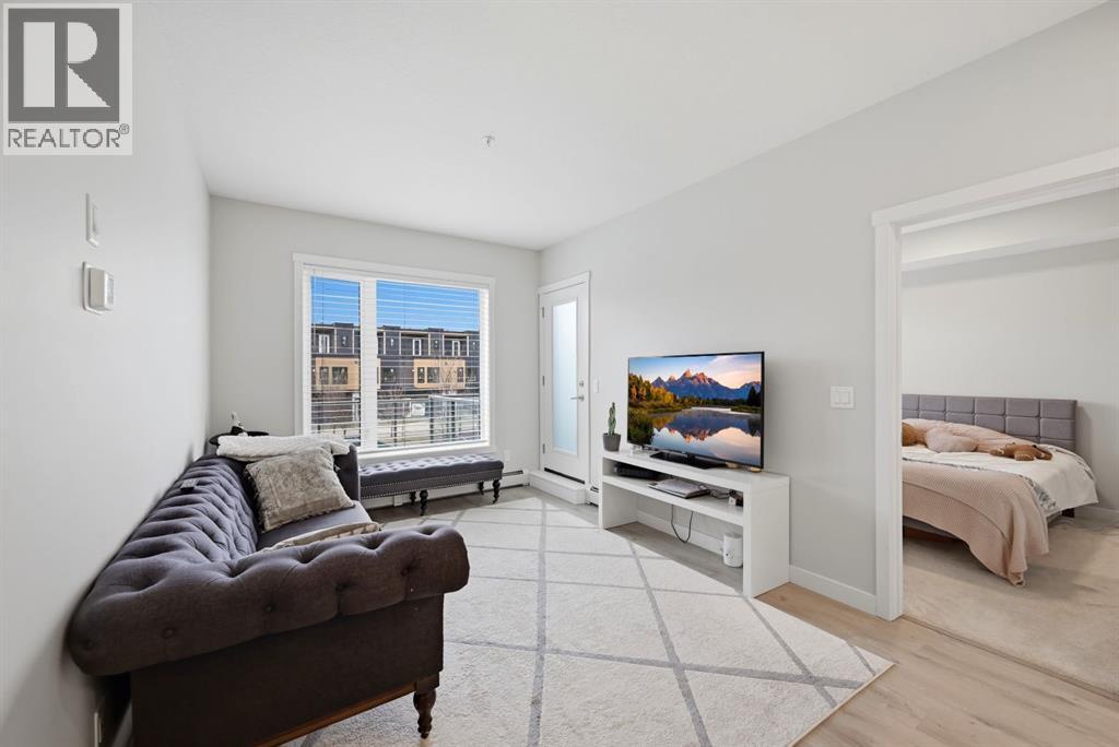 104, 660 Shawnee Square Sw, Calgary, Alberta  T2Y 2N6 - Photo 13 - A2302761