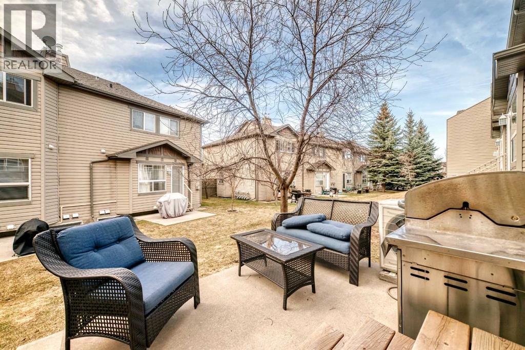 15 Spring Meadows Bay, Okotoks, Alberta  T1S 2G8 - Photo 32 - A2303115