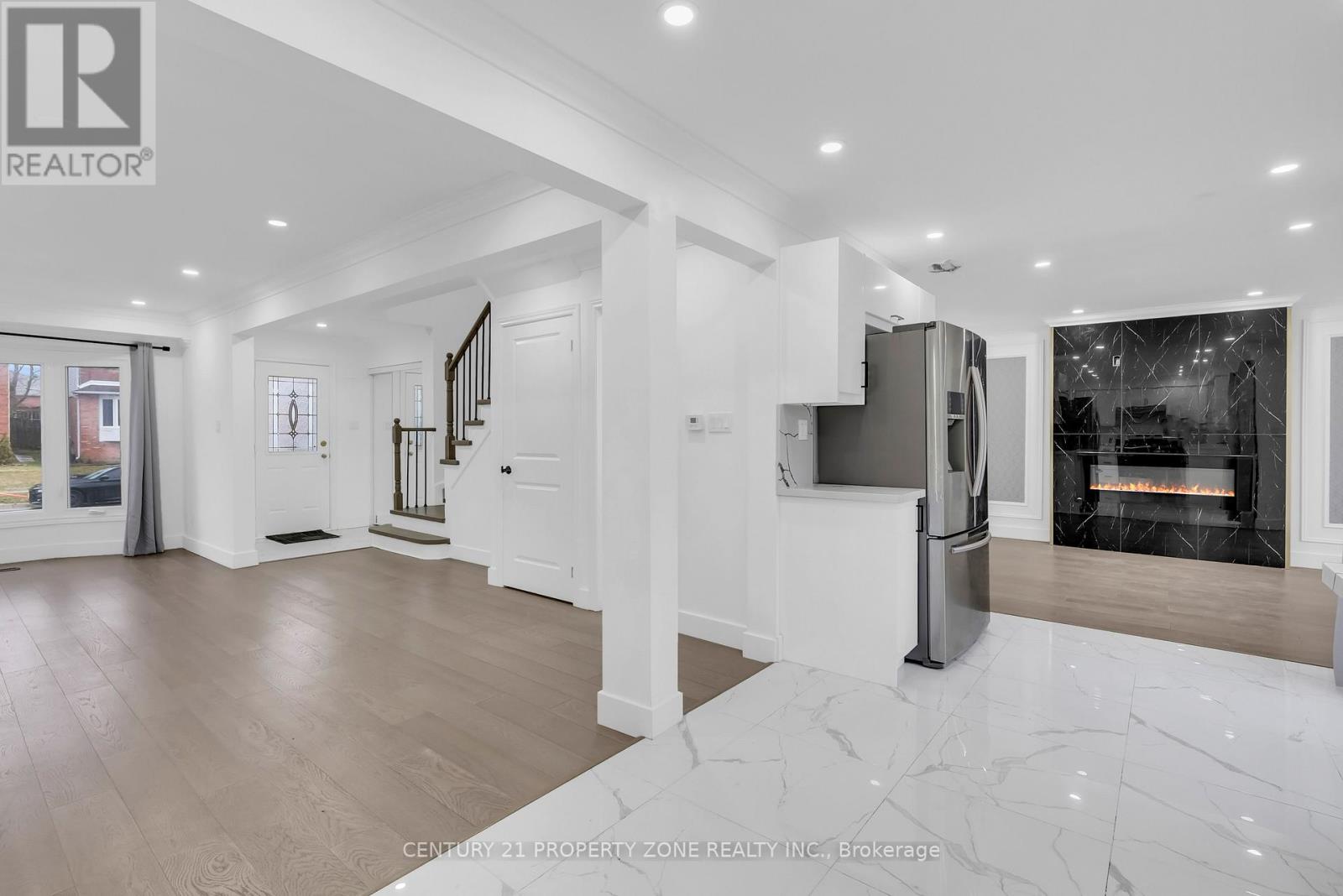 188 Cardinal Street, Barrie, Ontario  L4M 6G8 - Photo 15 - S13043280