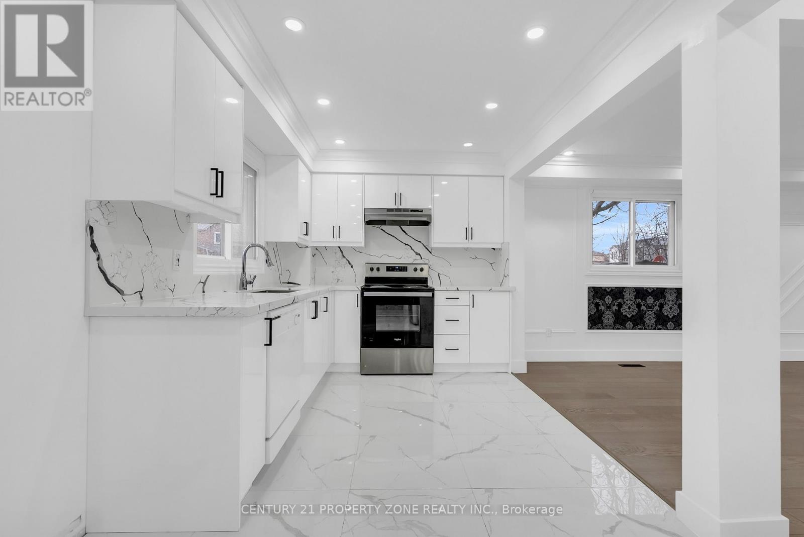 188 Cardinal Street, Barrie, Ontario  L4M 6G8 - Photo 11 - S13043280