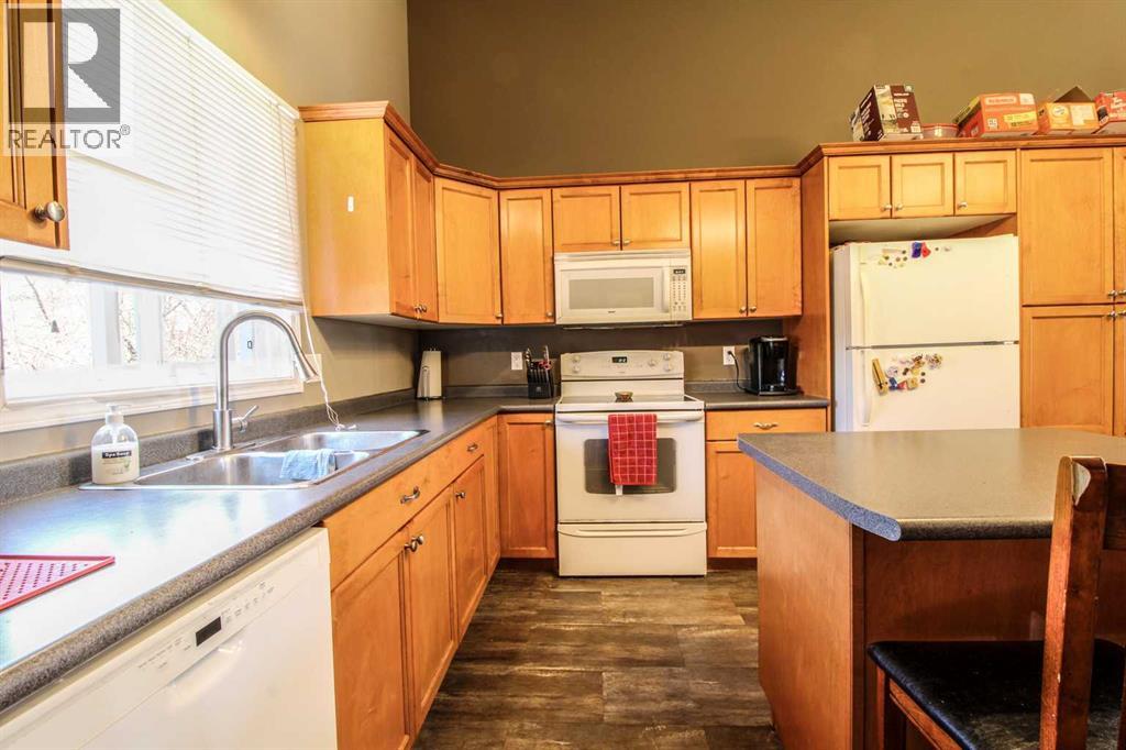 3318 44a Avenue, Lloydminster, Saskatchewan  S9V 1T5 - Photo 7 - A2304101