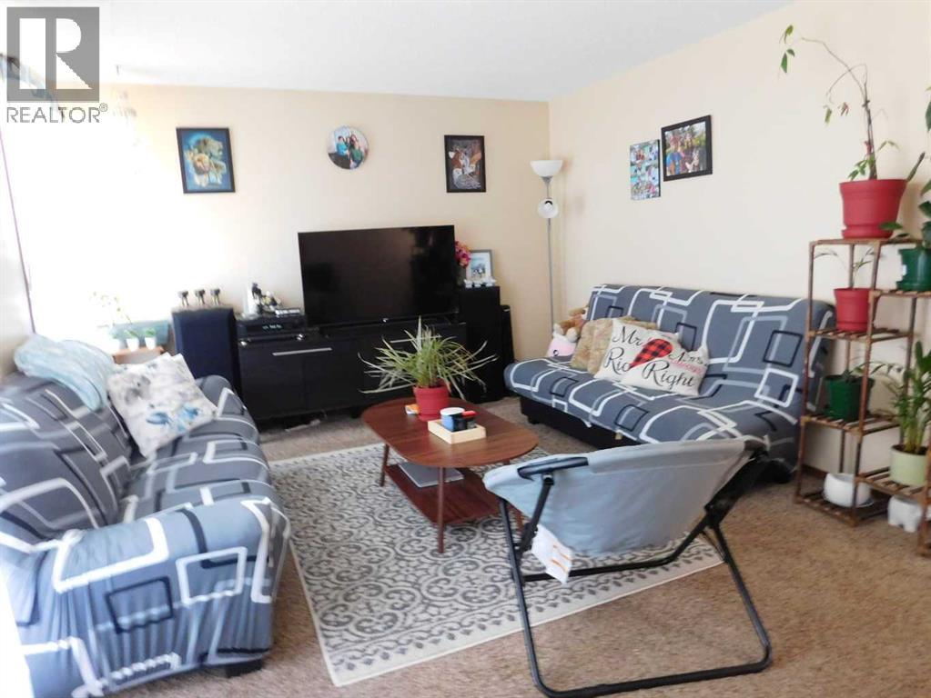 A, B , C, D, 4839 48th St, Rocky Mountain House, Alberta  T4T 1C9 - Photo 8 - A2304743