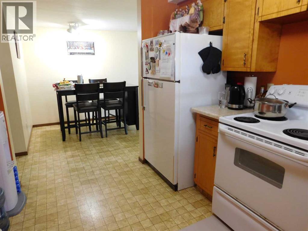 A, B , C, D, 4839 48th St, Rocky Mountain House, Alberta  T4T 1C9 - Photo 5 - A2304743