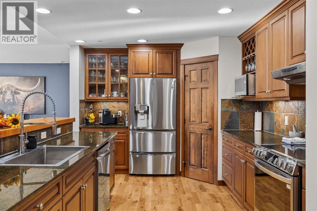 124, 104 Armstrong Place, Canmore, Alberta  T1W 3L5 - Photo 12 - A2304902