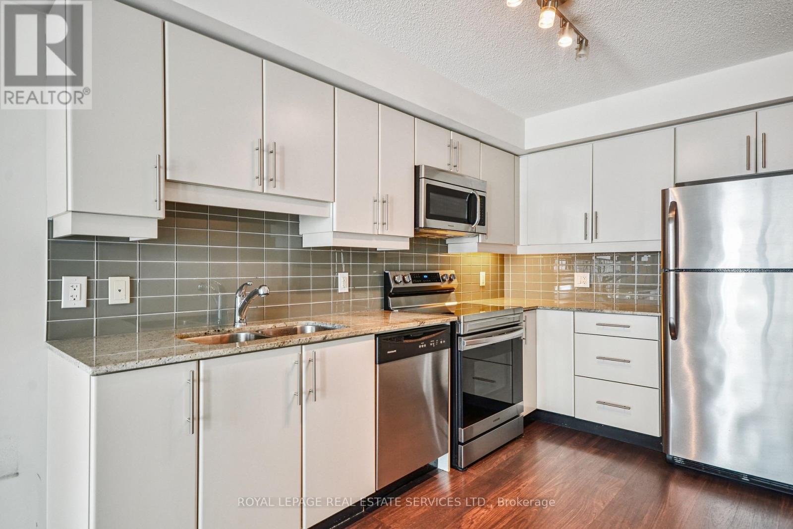 1111 - 33 Bay Street, Toronto, Ontario  M5J 2Z3 - Photo 11 - C13043788