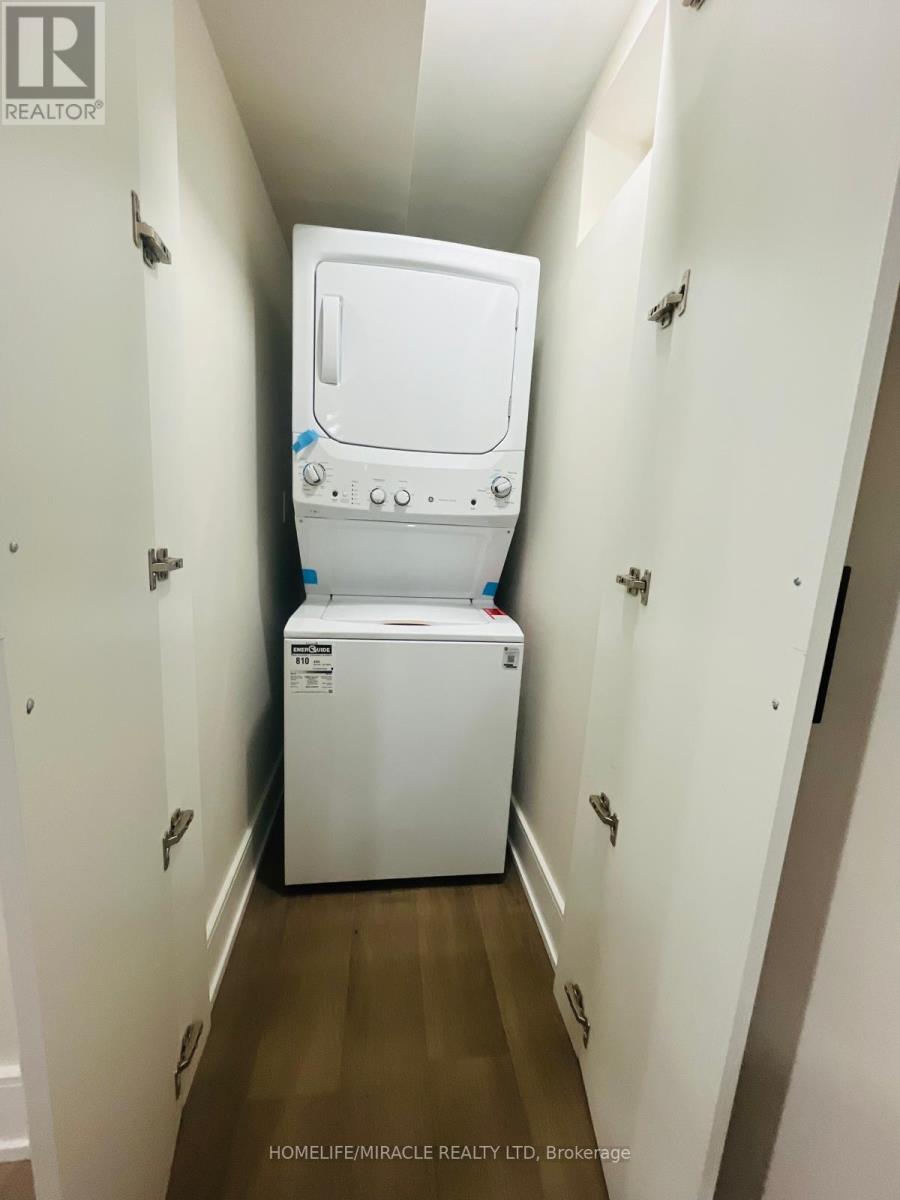 28 Fishlock Street, Ajax, Ontario  L1Z 1G3 - Photo 6 - E13043774