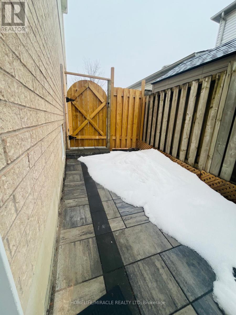 28 Fishlock Street, Ajax, Ontario  L1Z 1G3 - Photo 7 - E13043774