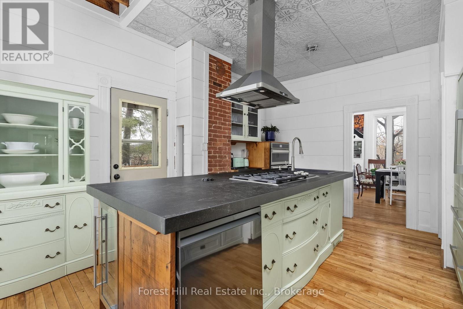 5 Lorne Street N, Huntsville, Ontario  P1H 2G1 - Photo 17 - X13043784