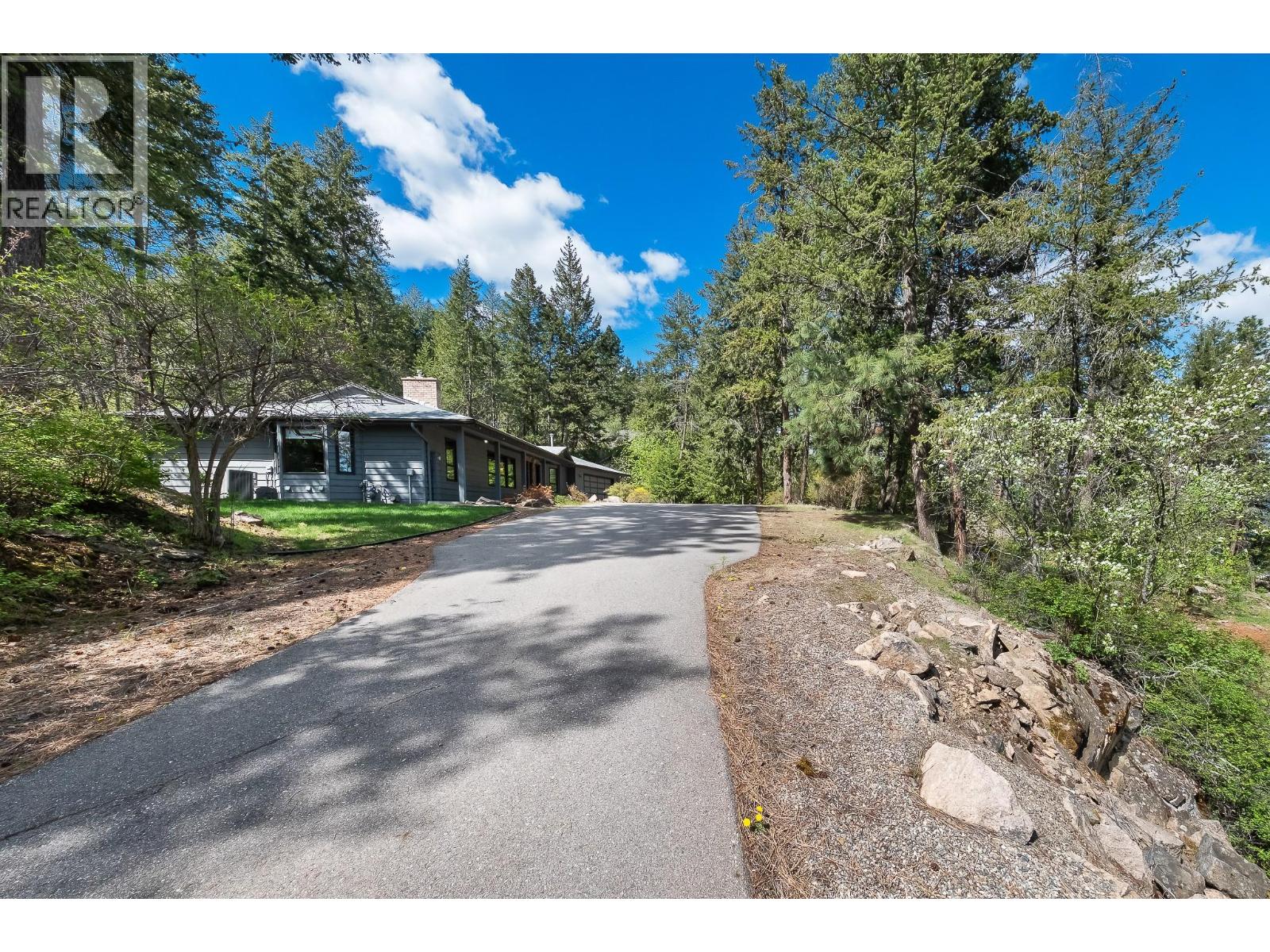 9276 Chinook Road, Vernon, British Columbia  V1H 1K3 - Photo 43 - 10384567