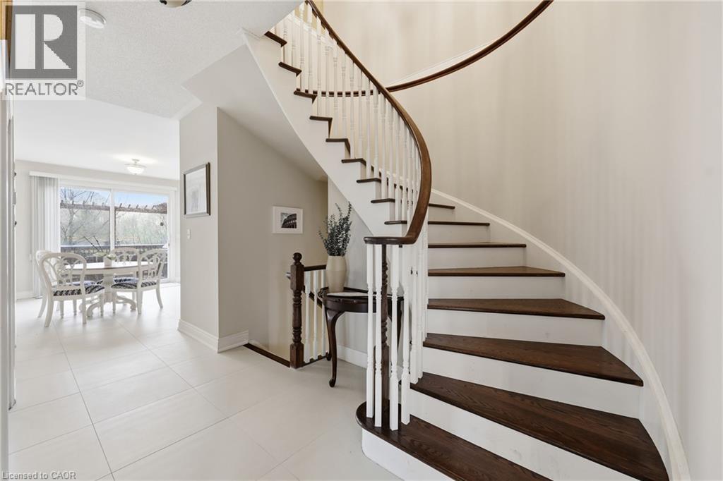 2295 Glazebrook Circle, Oakville, Ontario  L6M 5B5 - Photo 11 - 40815726