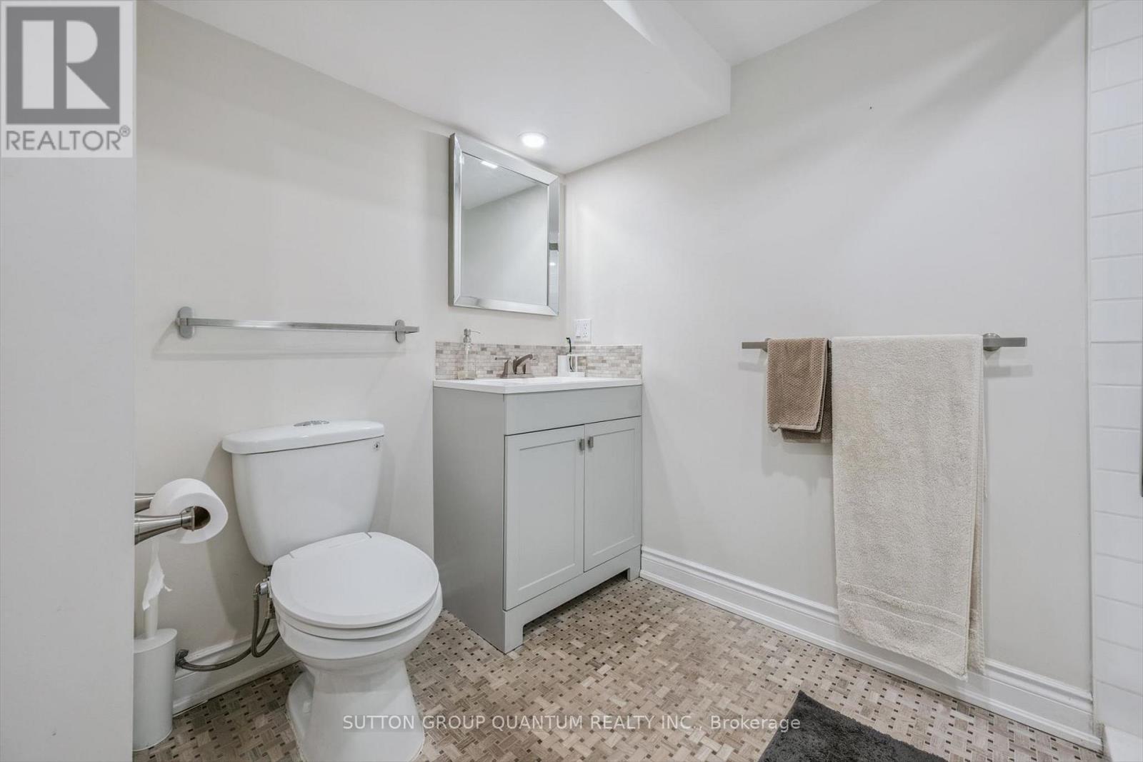 1496 Tanner Court, Oakville, Ontario  L6M 2Z3 - Photo 44 - W13043734