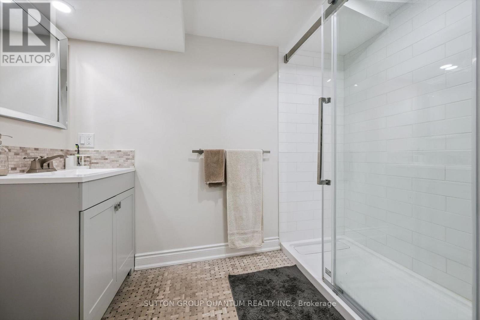 1496 Tanner Court, Oakville, Ontario  L6M 2Z3 - Photo 45 - W13043734