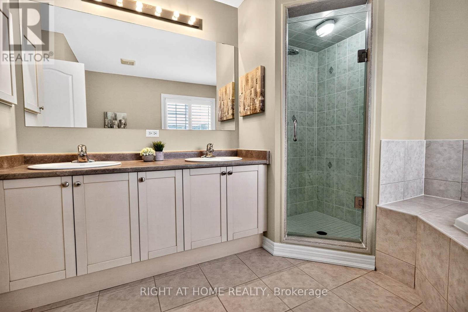 7 Messina Avenue, Brampton, Ontario  L6Y 0M6 - Photo 21 - W13043744