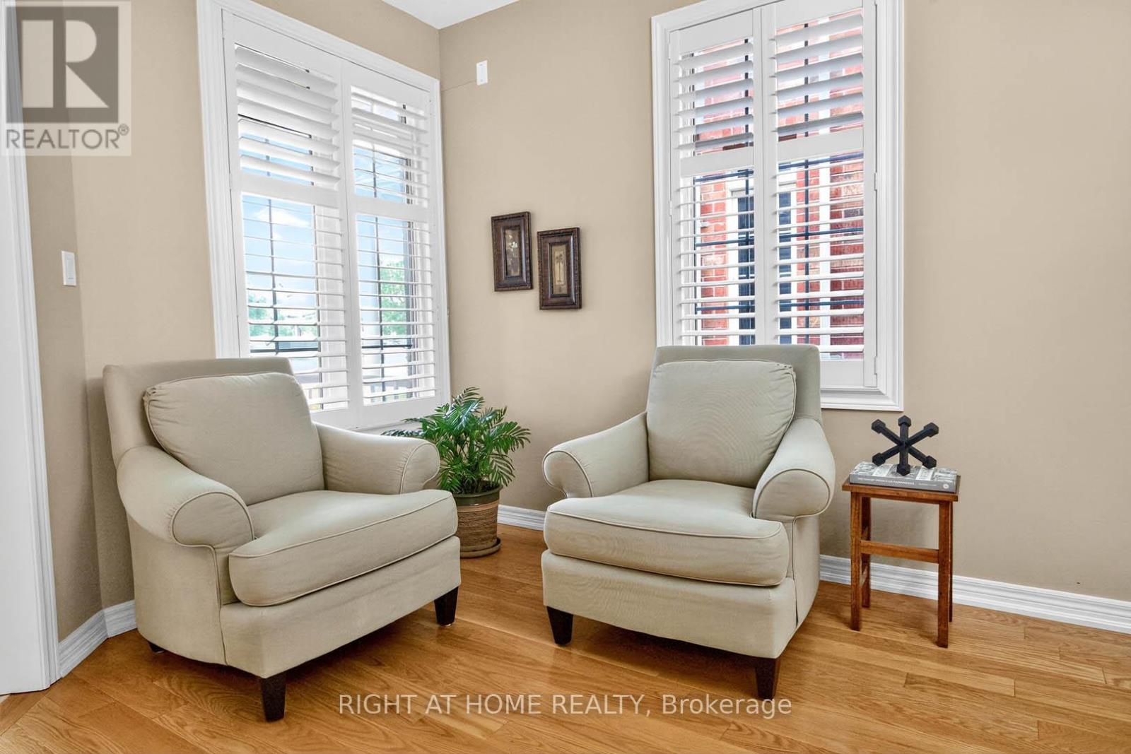 7 Messina Avenue, Brampton, Ontario  L6Y 0M6 - Photo 7 - W13043744