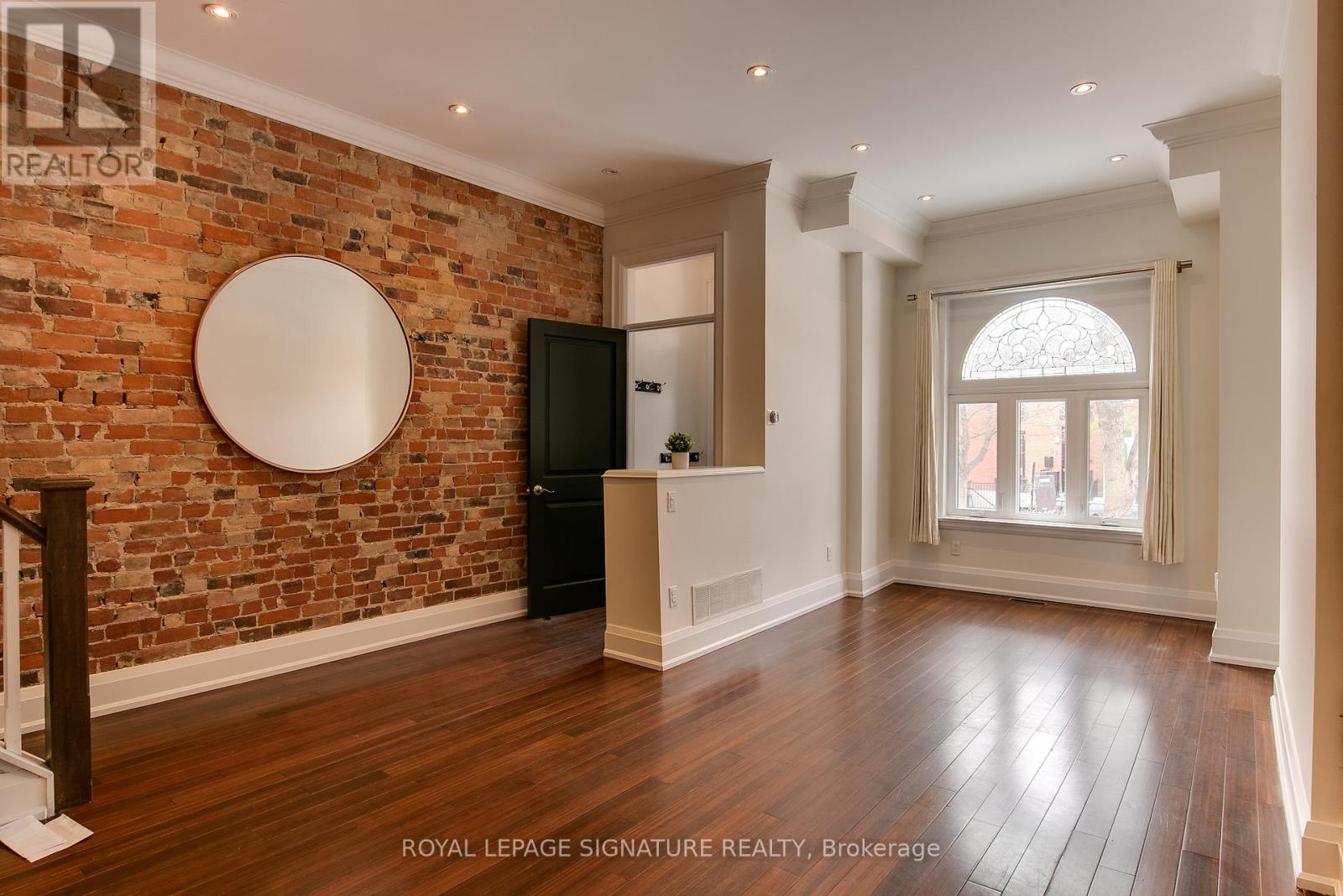 50 Gwynne Avenue, Toronto, Ontario  M6K 2C4 - Photo 10 - W13043756