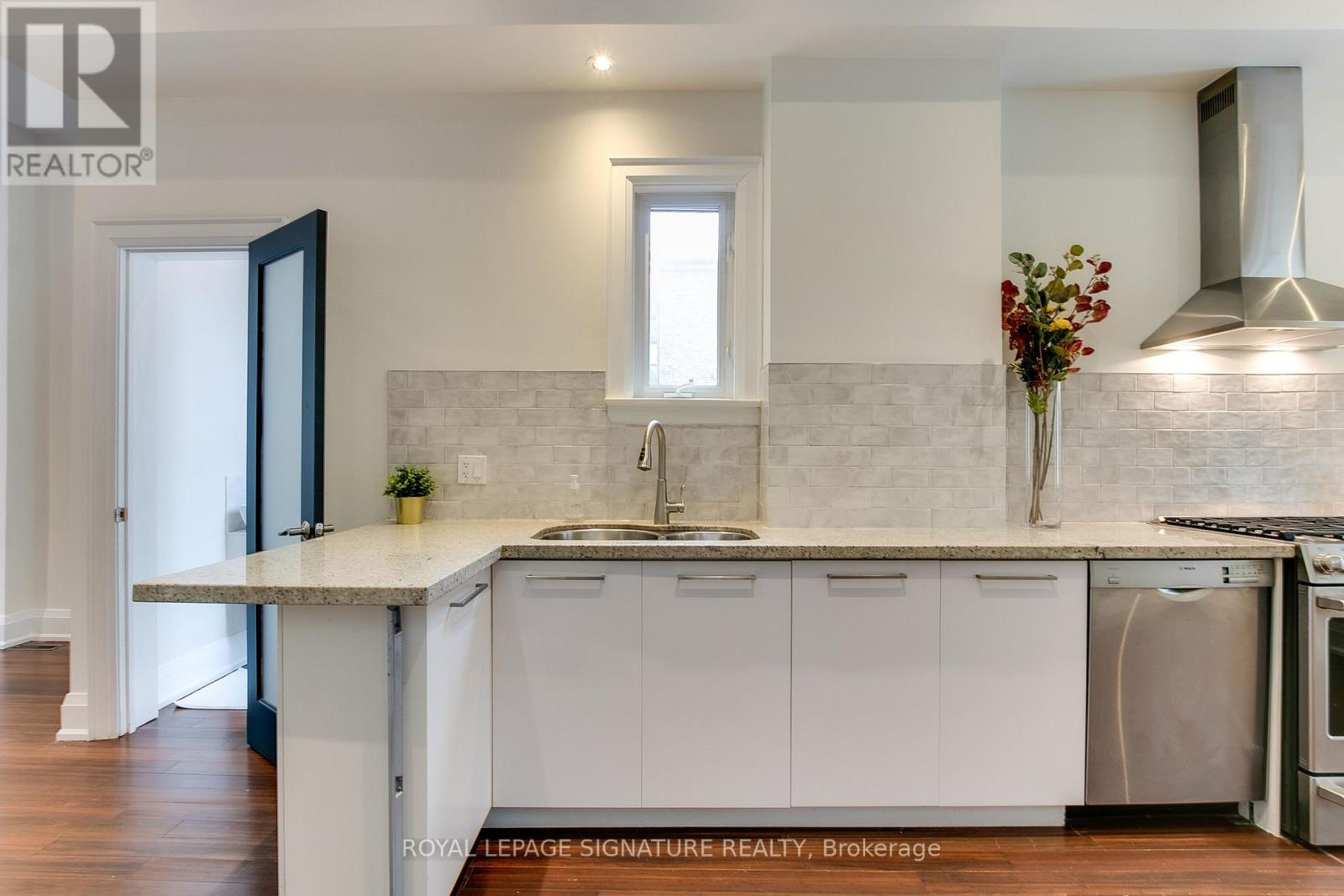 50 Gwynne Avenue, Toronto, Ontario  M6K 2C4 - Photo 16 - W13043756