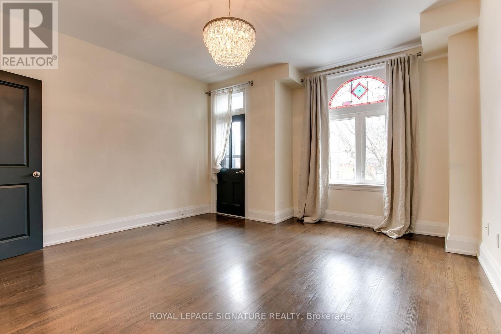 50 Gwynne Avenue, Toronto, Ontario  M6K 2C4 - Photo 27 - W13043756