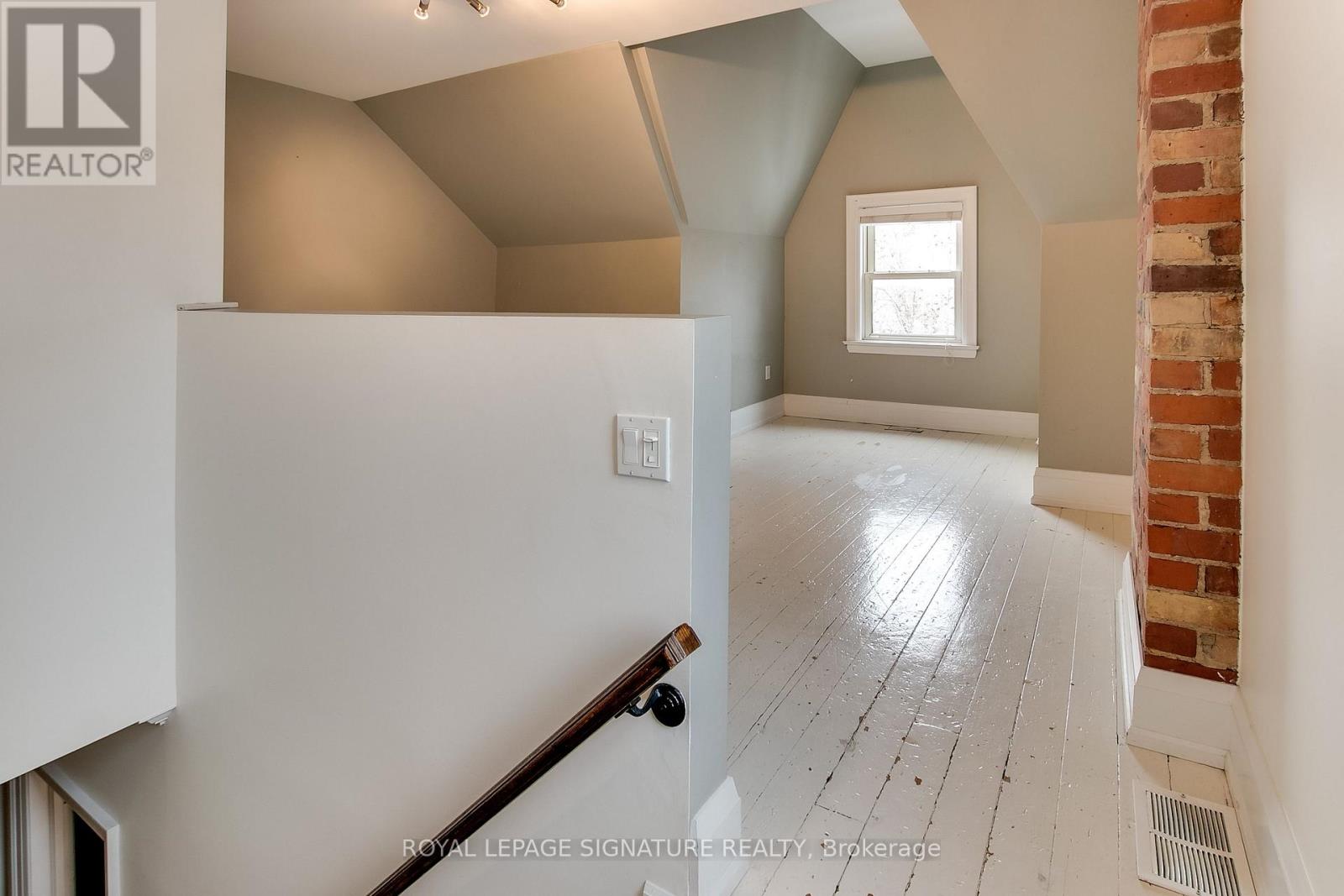 50 Gwynne Avenue, Toronto, Ontario  M6K 2C4 - Photo 33 - W13043756