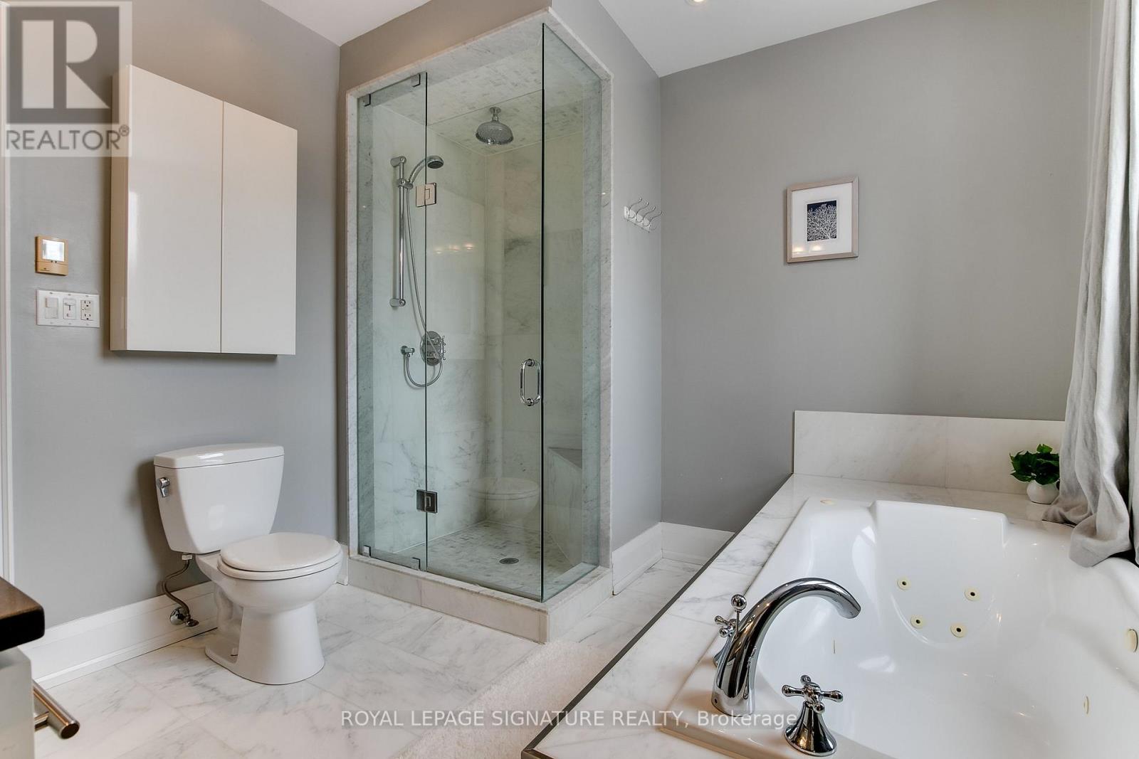 50 Gwynne Avenue, Toronto, Ontario  M6K 2C4 - Photo 38 - W13043756