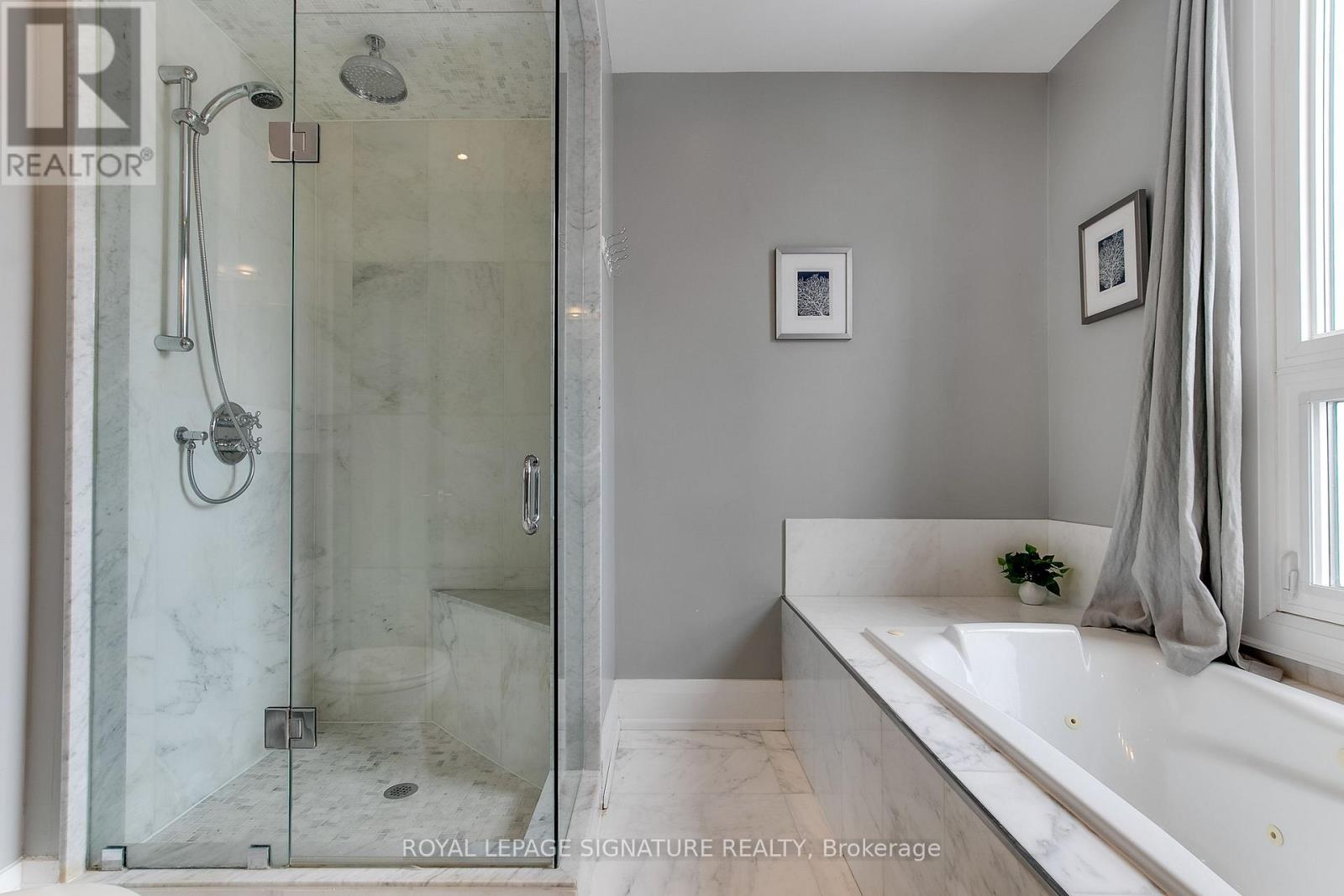 50 Gwynne Avenue, Toronto, Ontario  M6K 2C4 - Photo 39 - W13043756