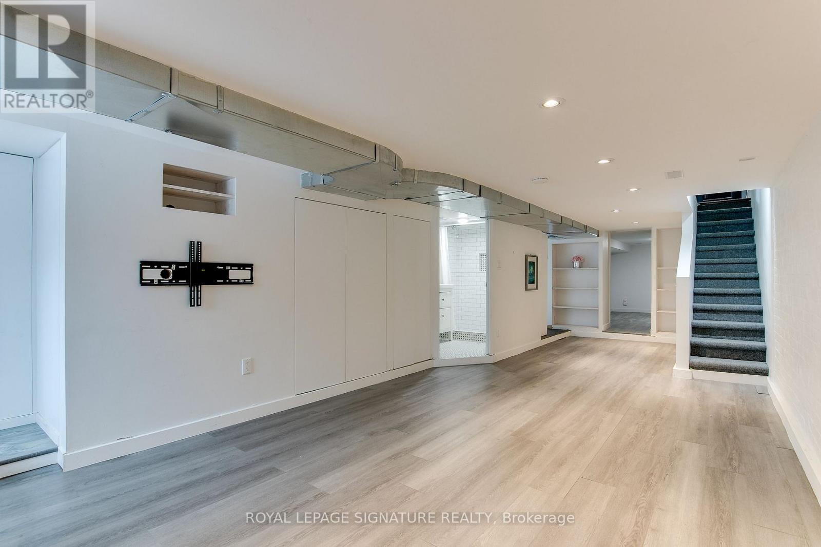 50 Gwynne Avenue, Toronto, Ontario  M6K 2C4 - Photo 44 - W13043756