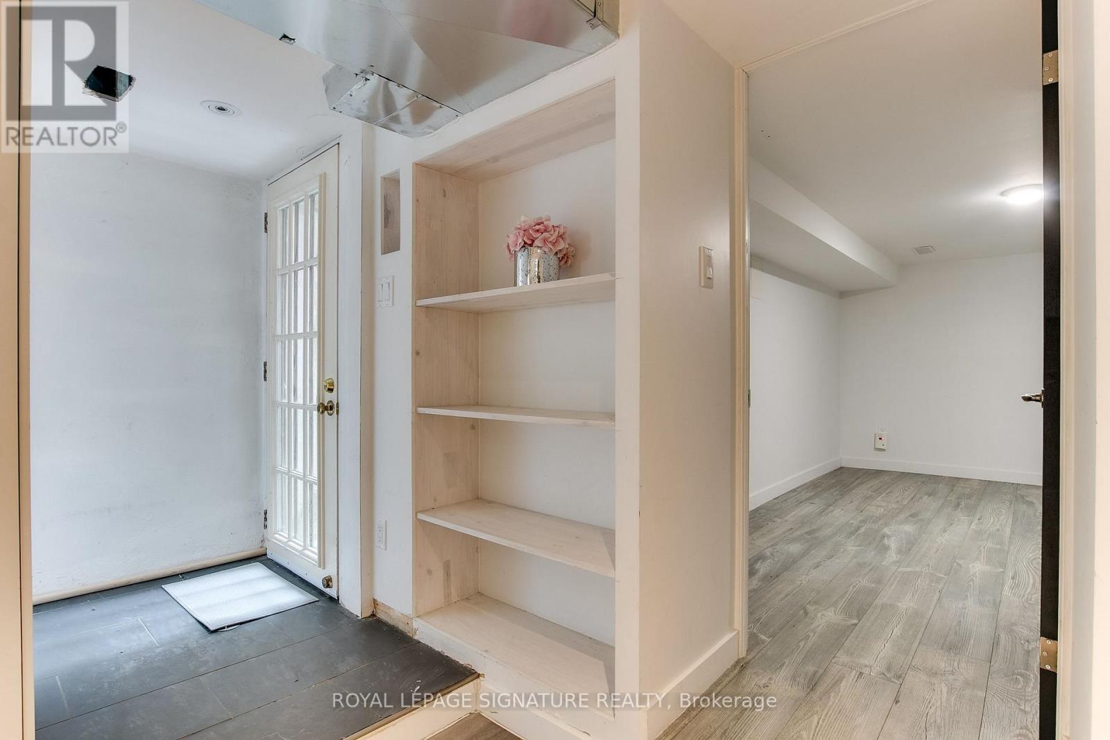 50 Gwynne Avenue, Toronto, Ontario  M6K 2C4 - Photo 45 - W13043756