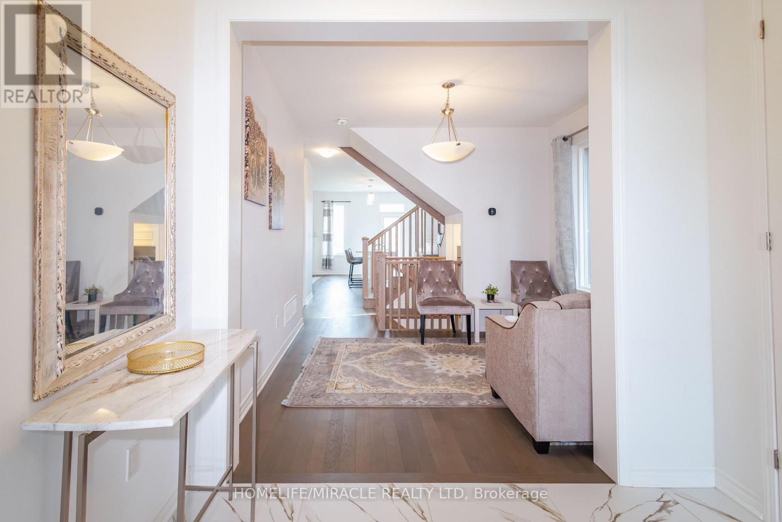 349 Marigold Court, Milton, Ontario  L9E 2B9 - Photo 10 - W13043786