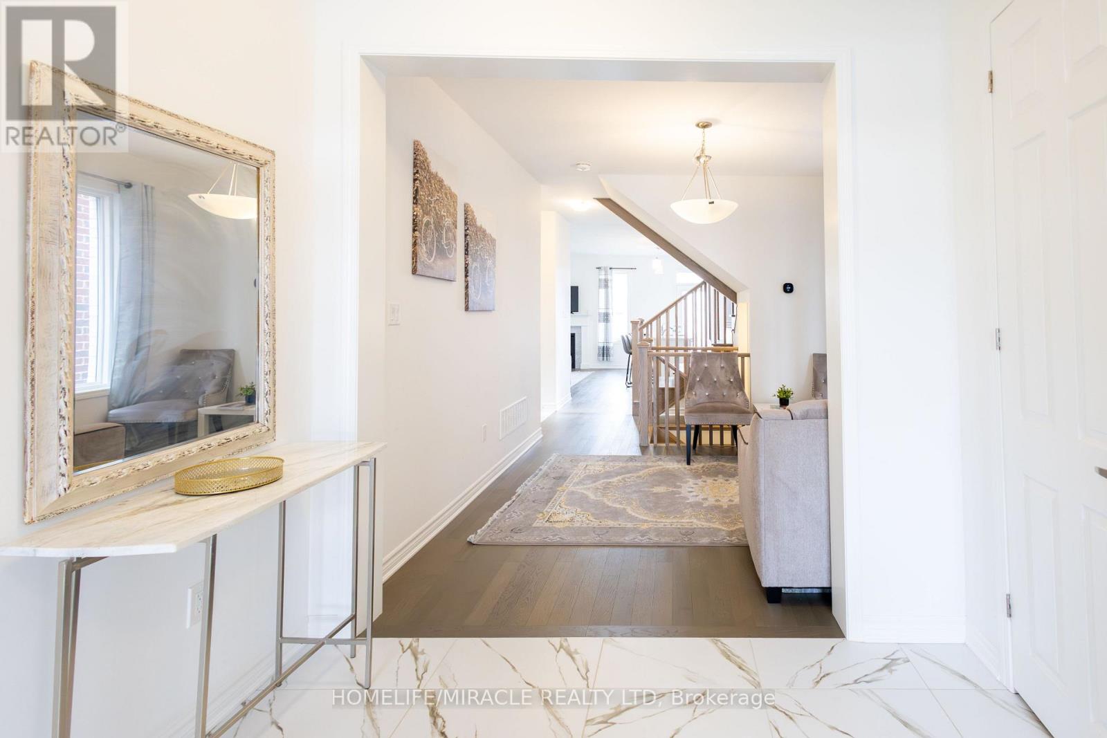 349 Marigold Court, Milton, Ontario  L9E 2B9 - Photo 8 - W13043786