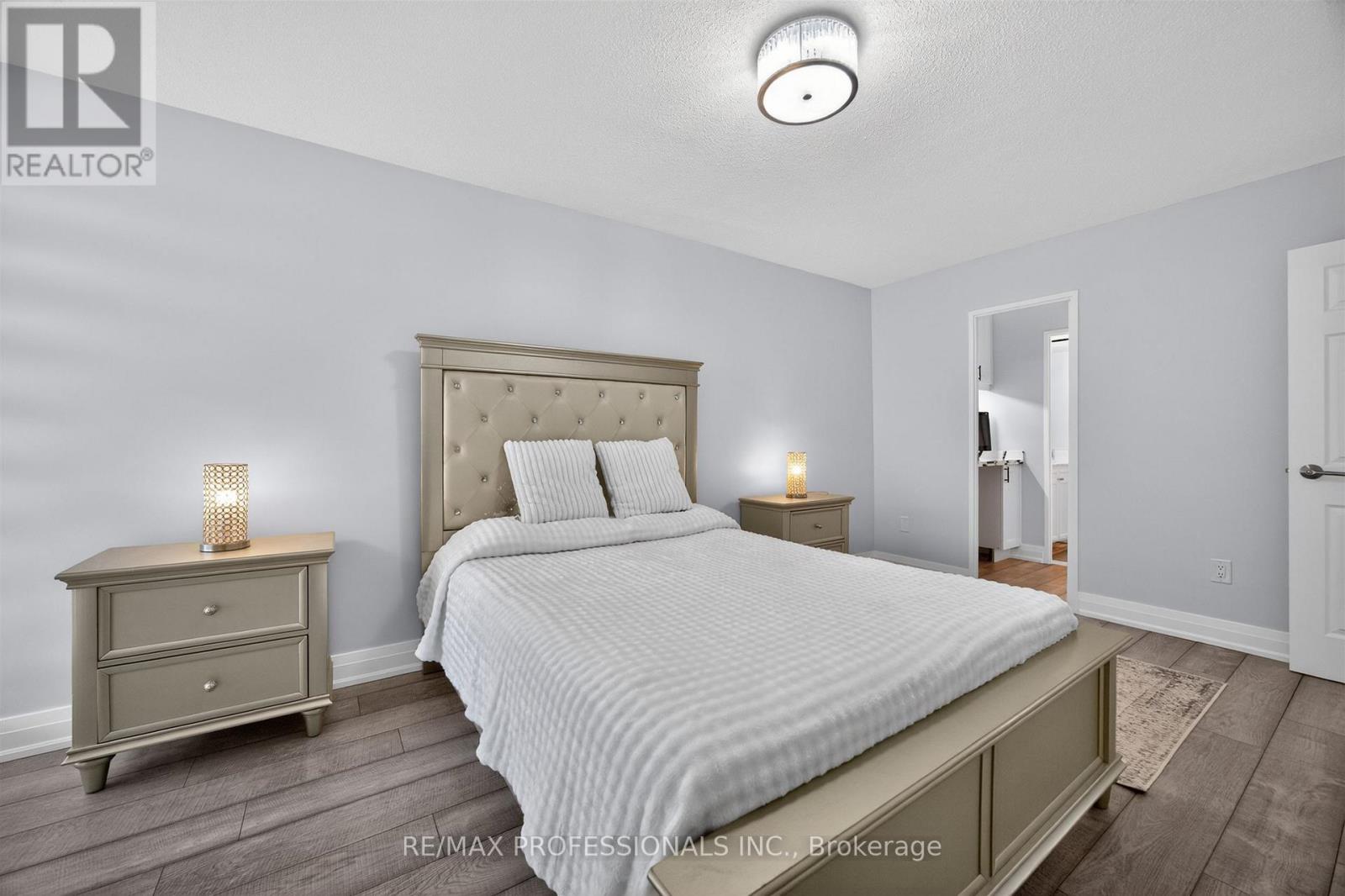 209 - 366 The East Mall, Toronto, Ontario  M9B 6C4 - Photo 15 - W13043804