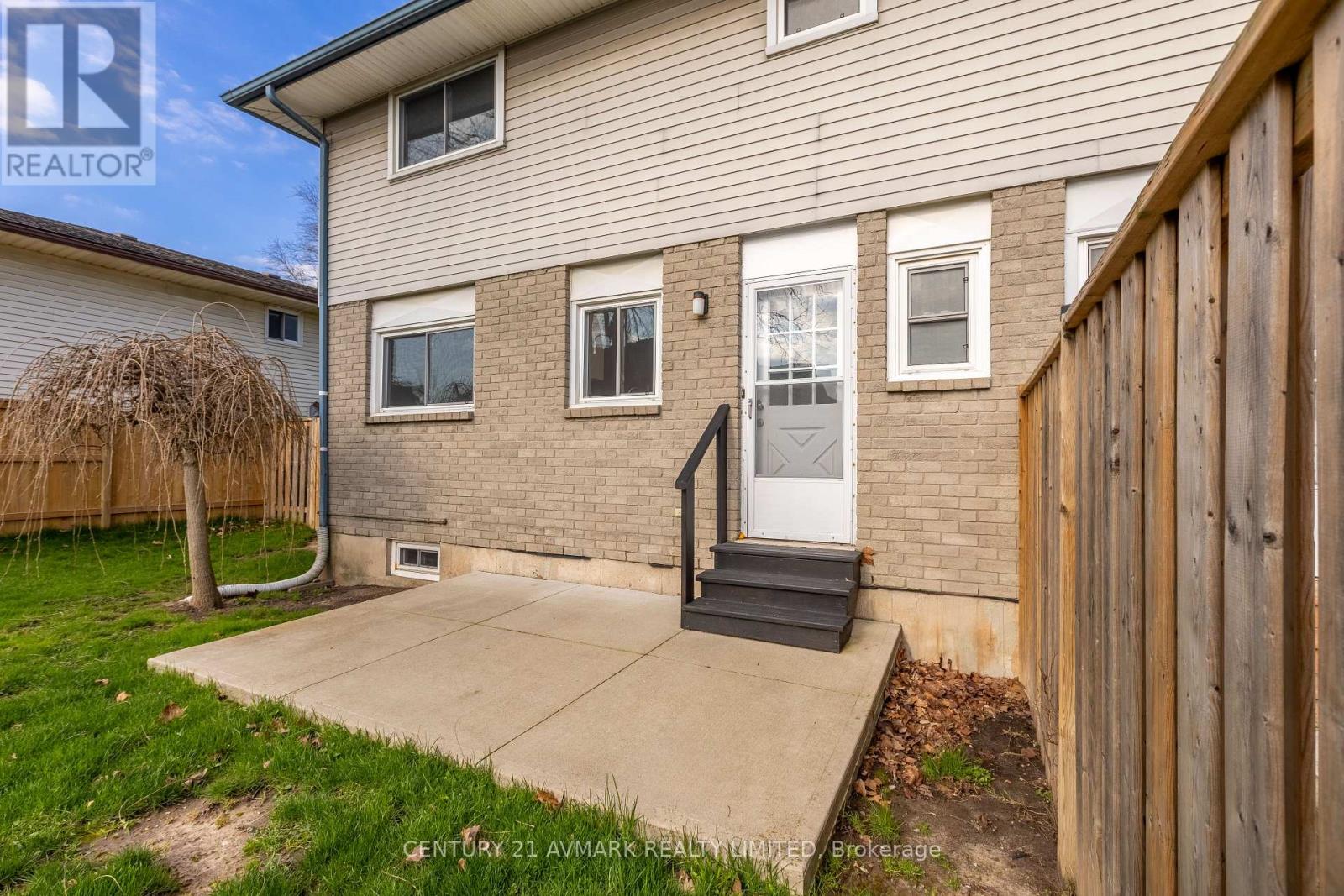 111 Northgate Drive, Welland, Ontario  L3C 5Y3 - Photo 21 - X12938588