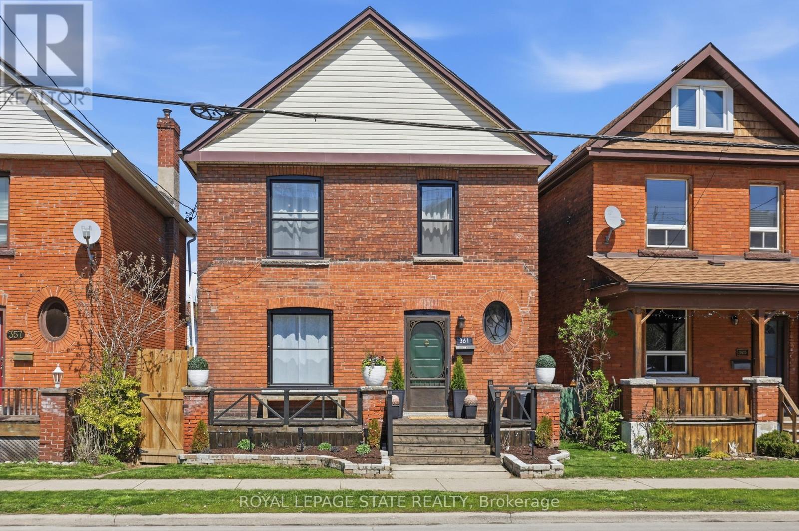 361 CUMBERLAND AVENUE, Hamilton, Ontario