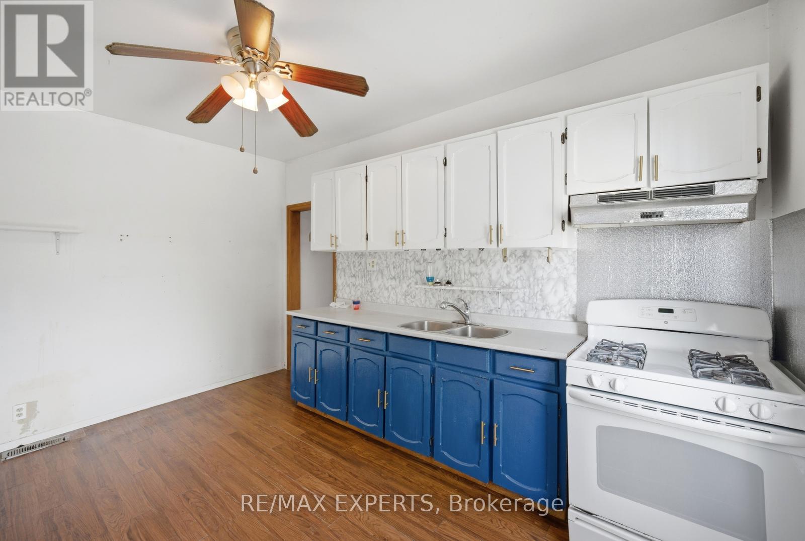 136 Harrison Street, Toronto, Ontario  M6J 2A4 - Photo 16 - C13041956