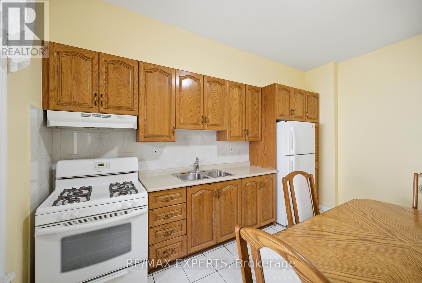 136 Harrison Street, Toronto, Ontario  M6J 2A4 - Photo 10 - C13041956