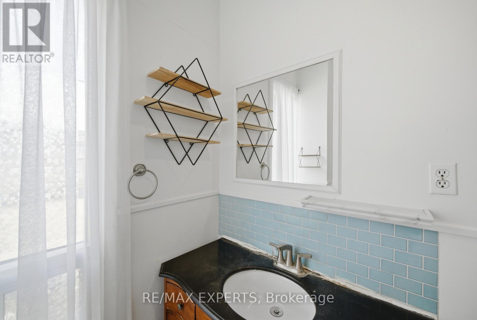 136 Harrison Street, Toronto, Ontario  M6J 2A4 - Photo 21 - C13041956