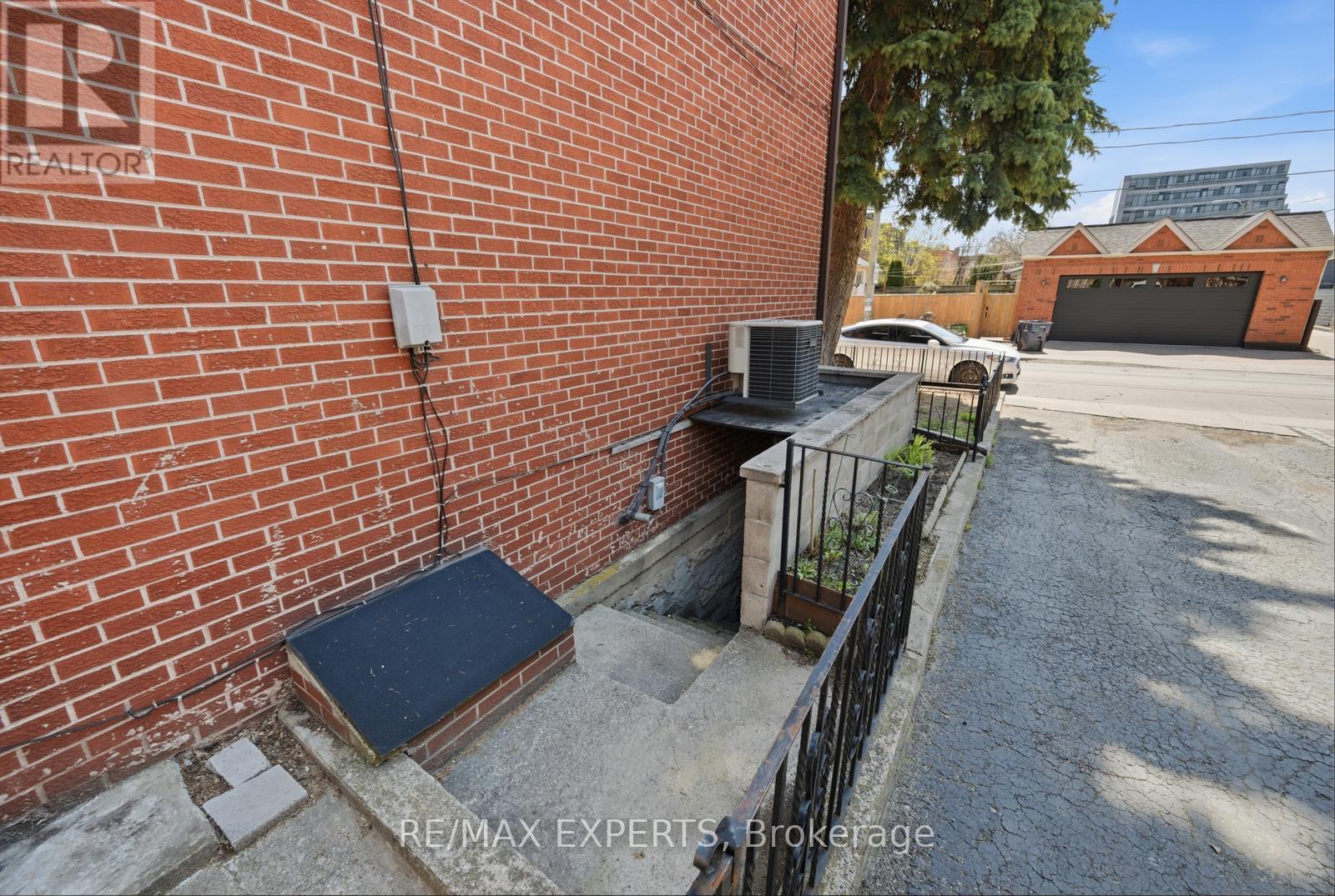 136 Harrison Street, Toronto, Ontario  M6J 2A4 - Photo 35 - C13041956