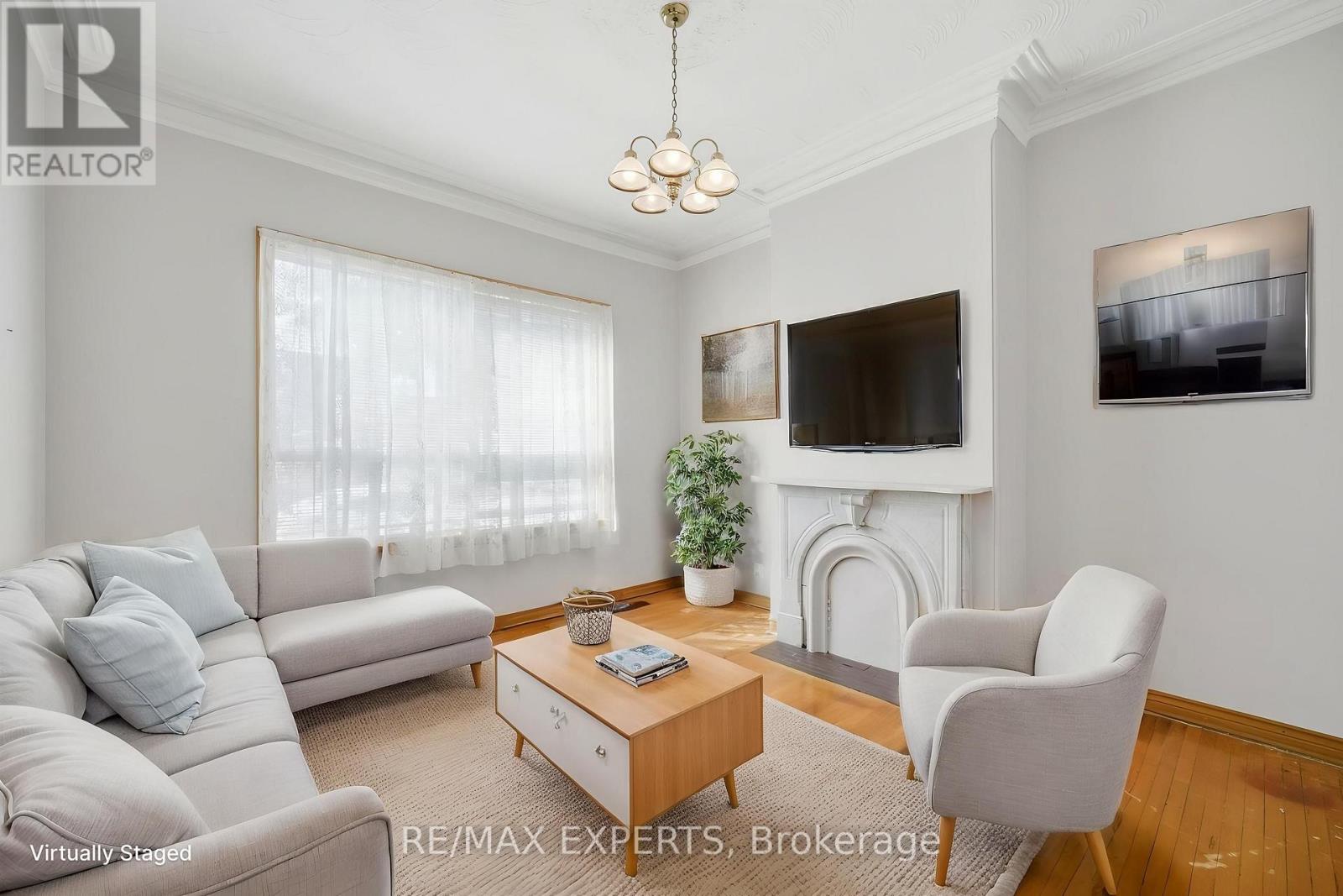 136 Harrison Street, Toronto, Ontario  M6J 2A4 - Photo 6 - C13041956