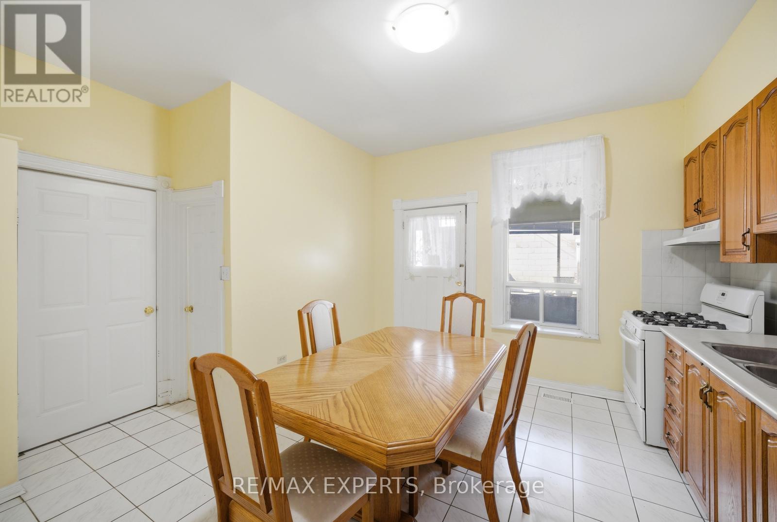 136 Harrison Street, Toronto, Ontario  M6J 2A4 - Photo 8 - C13041956