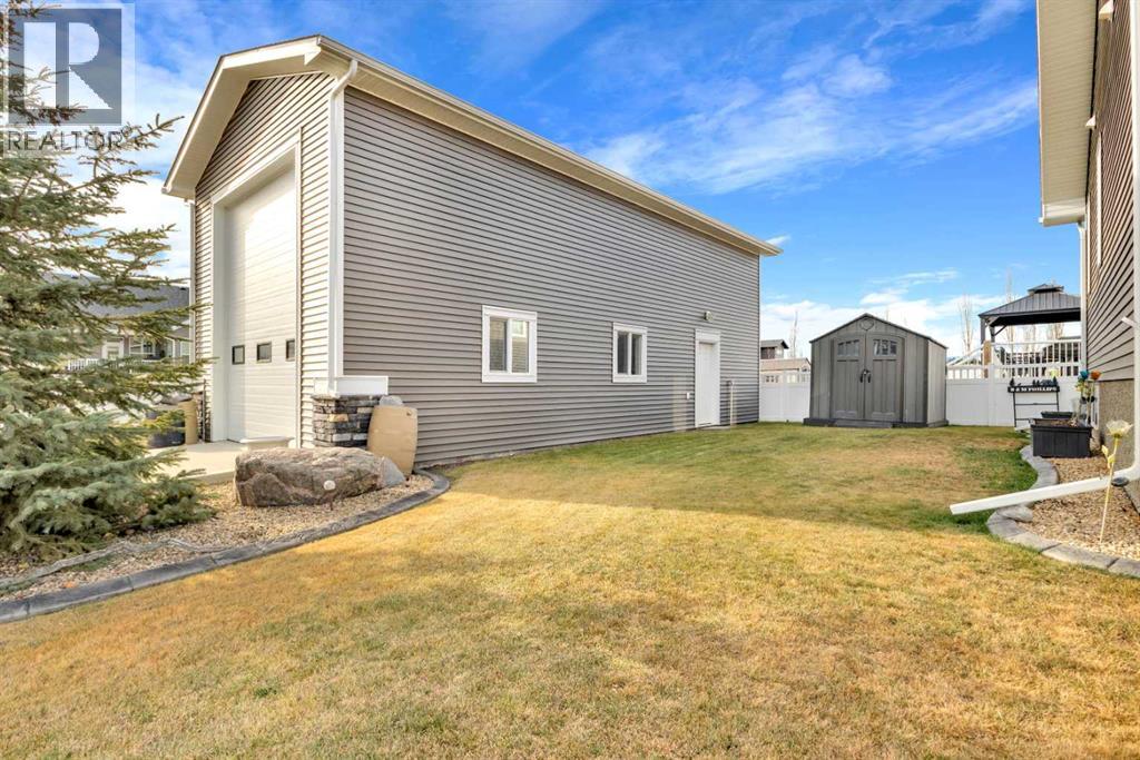 3901 49 Ave, Ponoka, Alberta  T4J 0B6 - Photo 30 - A2287534
