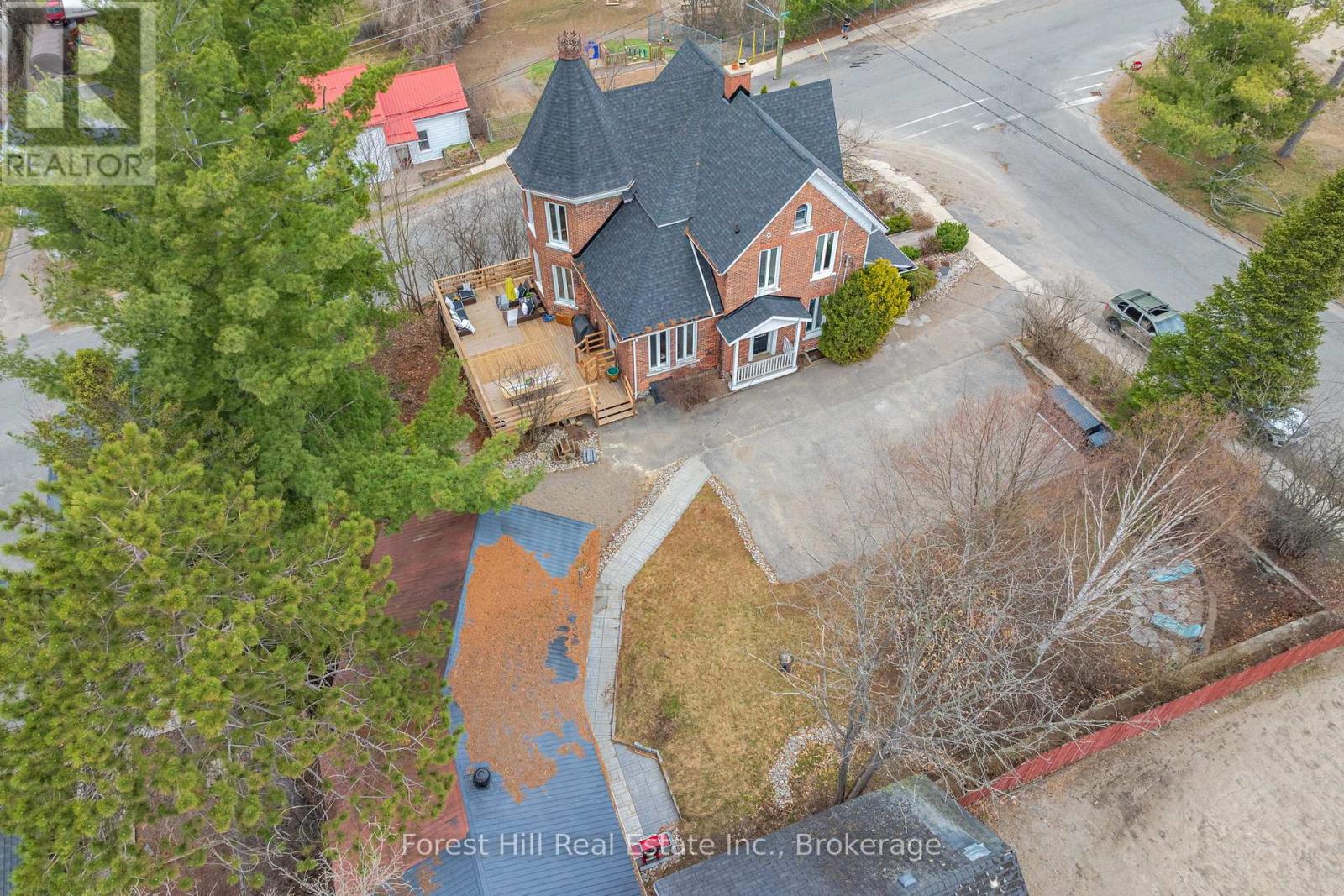 5 Lorne Street N, Huntsville, Ontario  P1H 2G1 - Photo 38 - X13043784