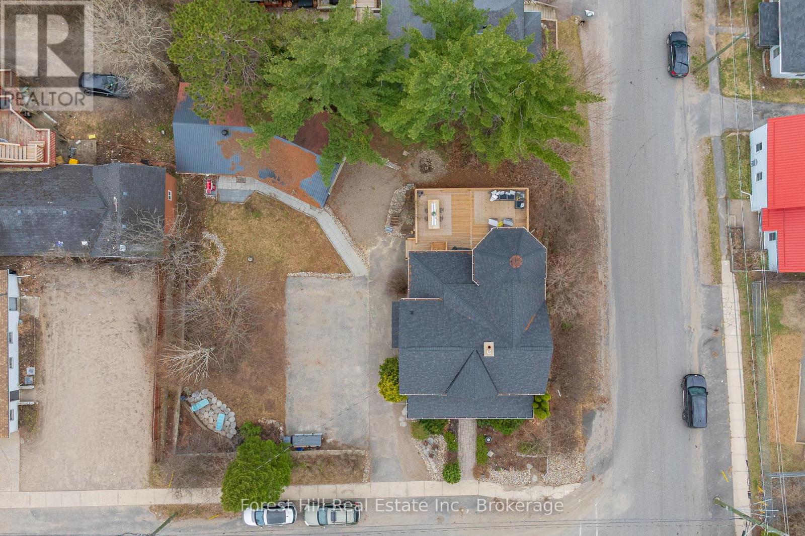 5 Lorne Street N, Huntsville, Ontario  P1H 2G1 - Photo 48 - X13043784