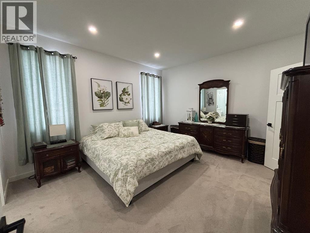 349 E 1 Avenue N, Magrath, Alberta  T0K 1J0 - Photo 19 - A2283786