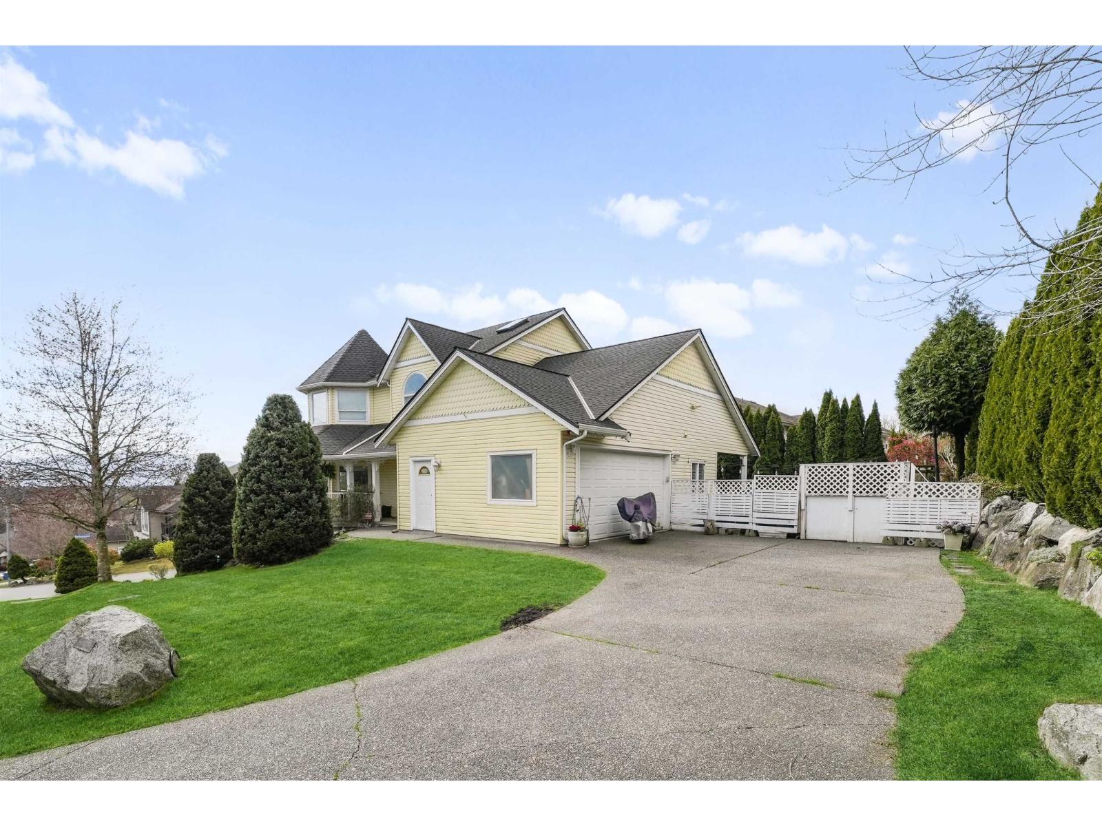 3449 Promontory Court, Abbotsford, British Columbia  V2T 6S8 - Photo 3 - R3108899