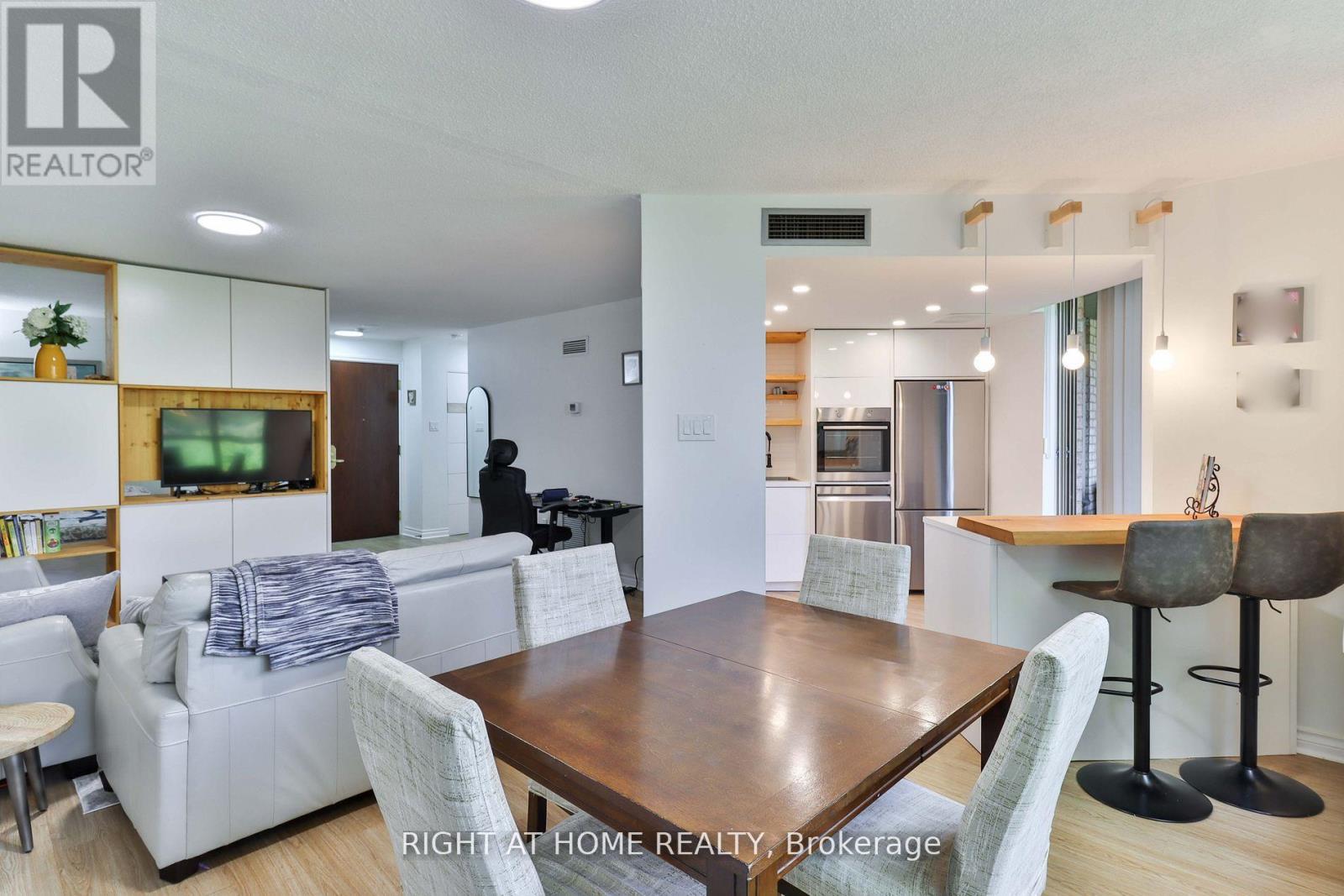 1210 Don Mills Road, Toronto, Ontario  M3B 3N9 - Photo 13 - C13043818