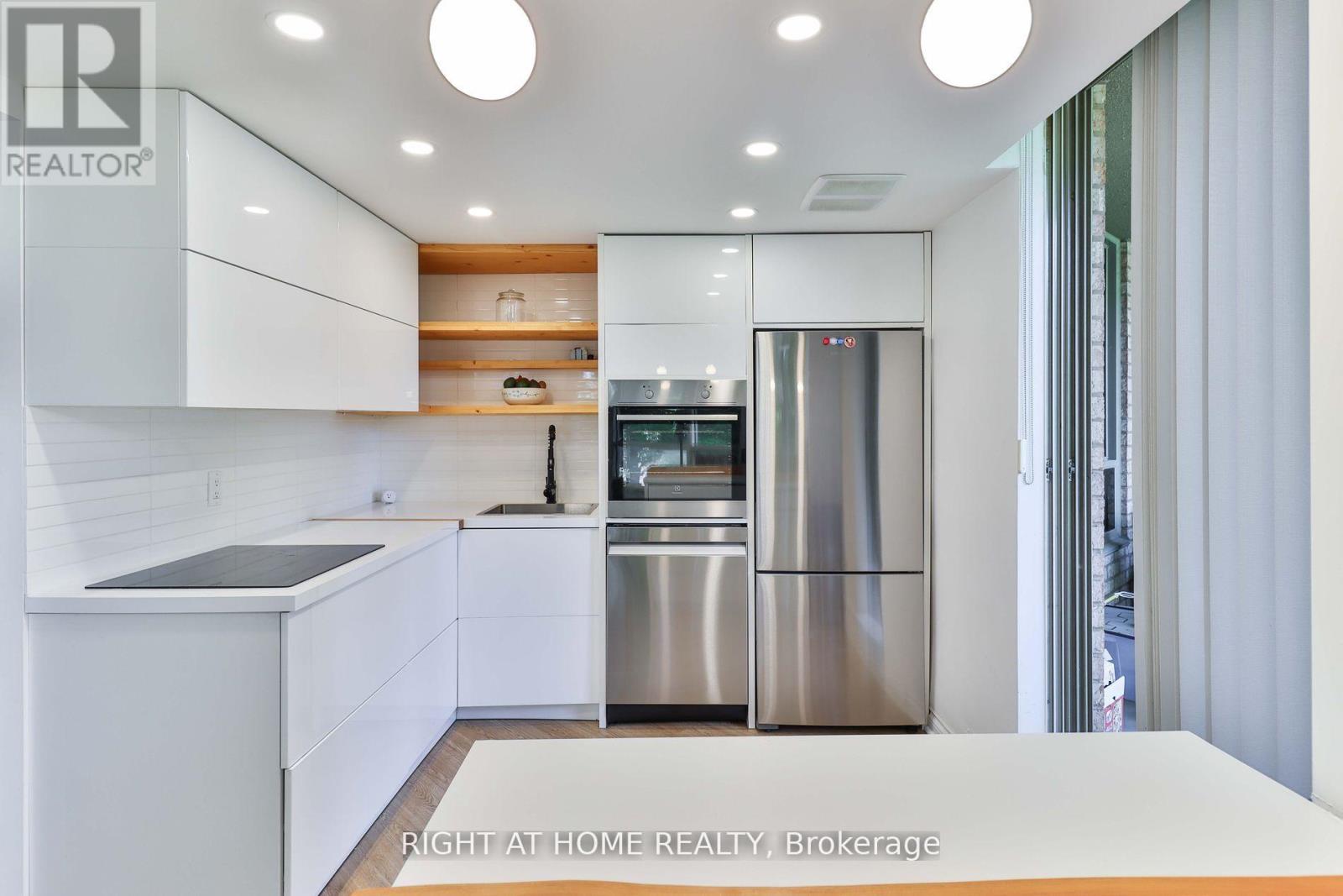 1210 Don Mills Road, Toronto, Ontario  M3B 3N9 - Photo 3 - C13043818