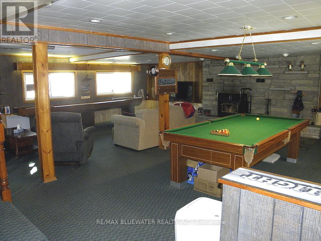 6386 Victoria Avenue, Lambton Shores, Ontario  N0N 1J2 - Photo 37 - X12849002