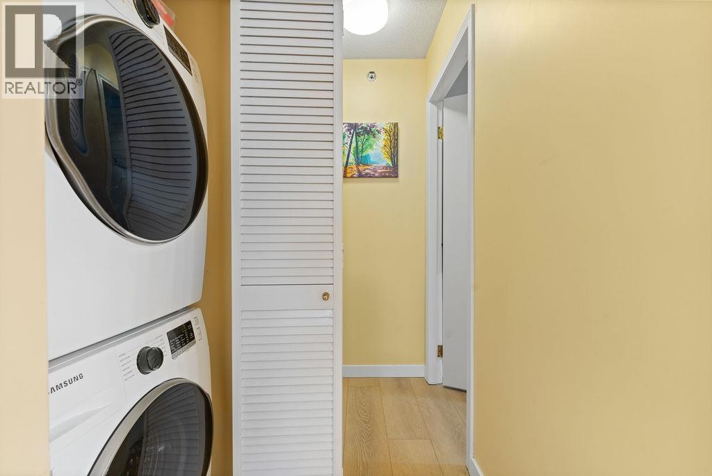 404 238 Alvin Narod Mews, Vancouver, British Columbia  V6B 5Z3 - Photo 25 - R3115774