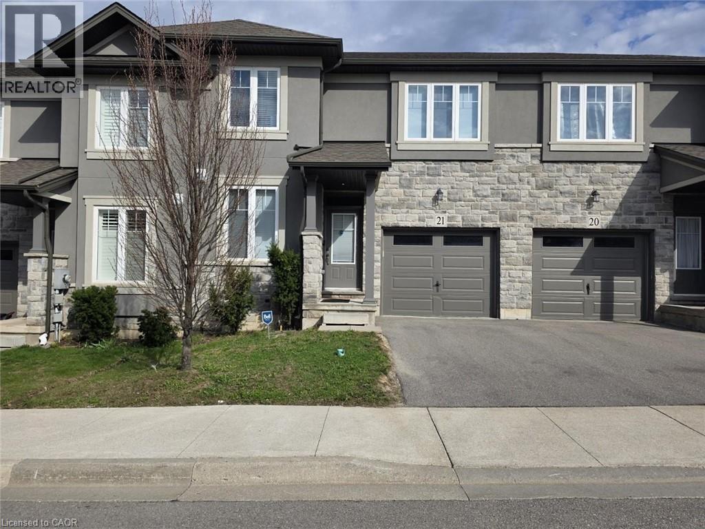 120 VINEBERG Drive Unit# 21, Hamilton, Ontario