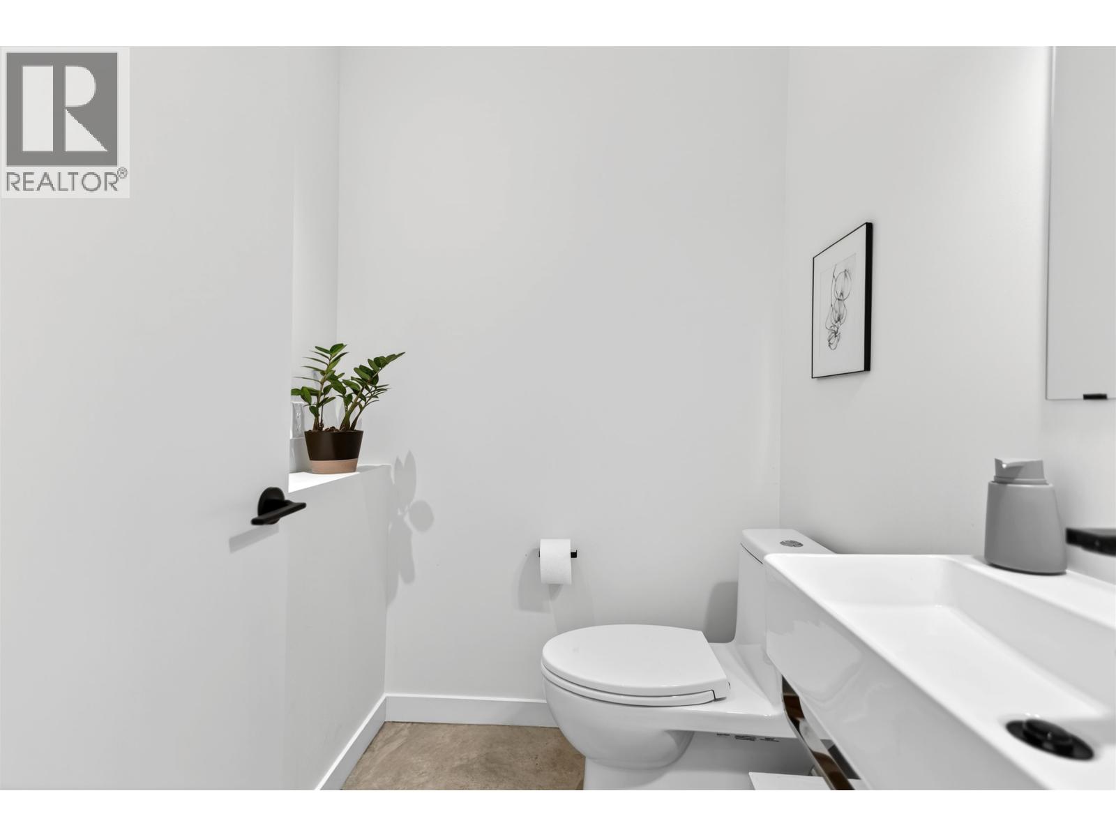 3477 Spruce Road, Roberts Creek, British Columbia  V0N 2W2 - Photo 20 - R3115776