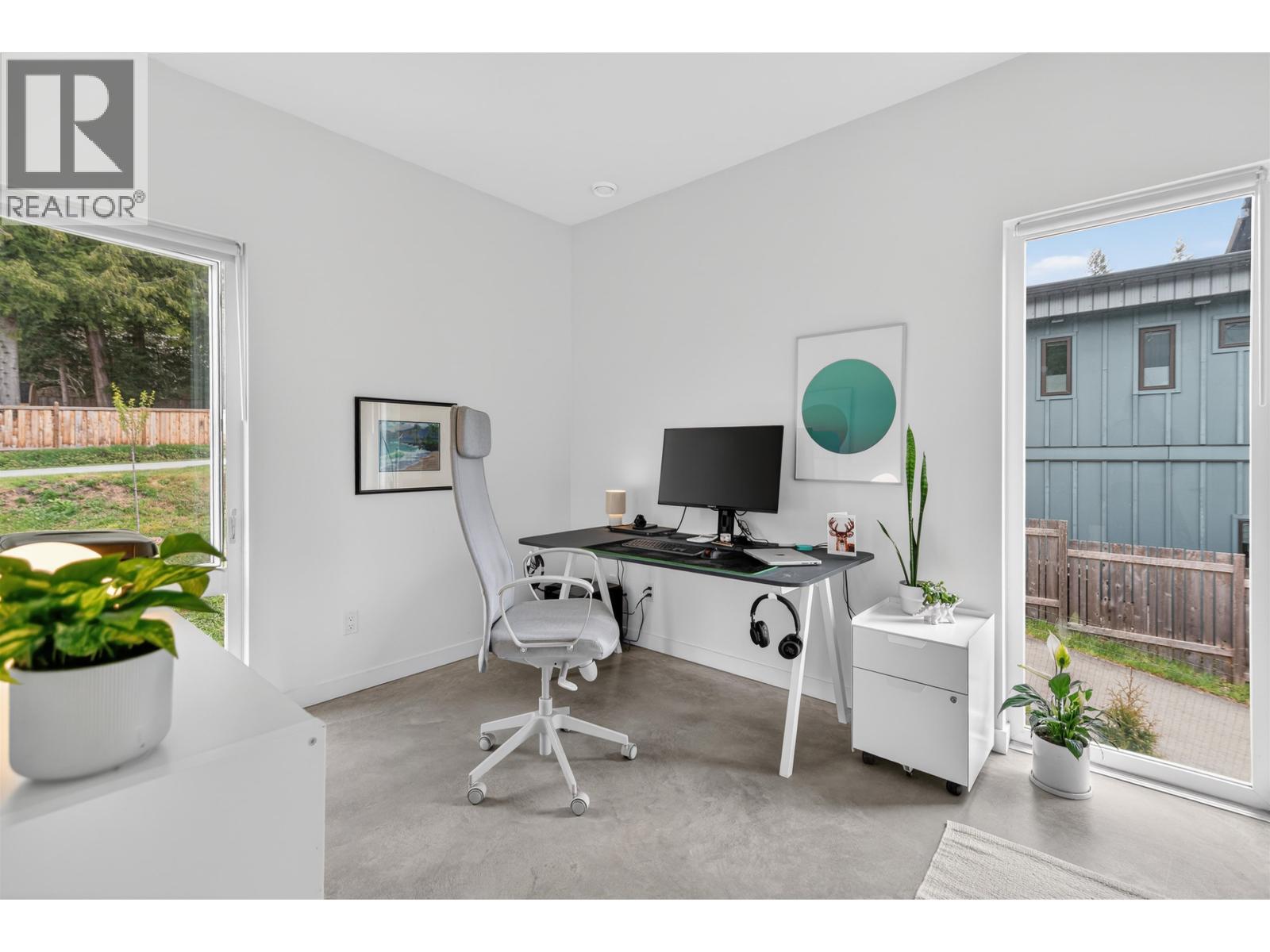 3477 Spruce Road, Roberts Creek, British Columbia  V0N 2W2 - Photo 23 - R3115776