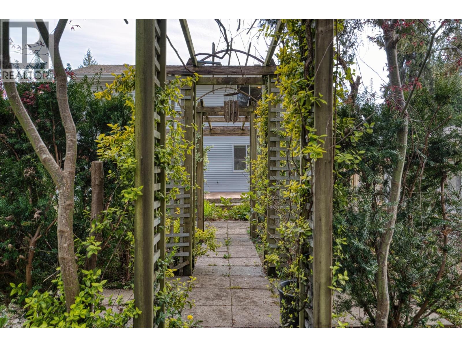 1534 Cypress Way, Gibsons, British Columbia  V0N 1V5 - Photo 17 - R3115778